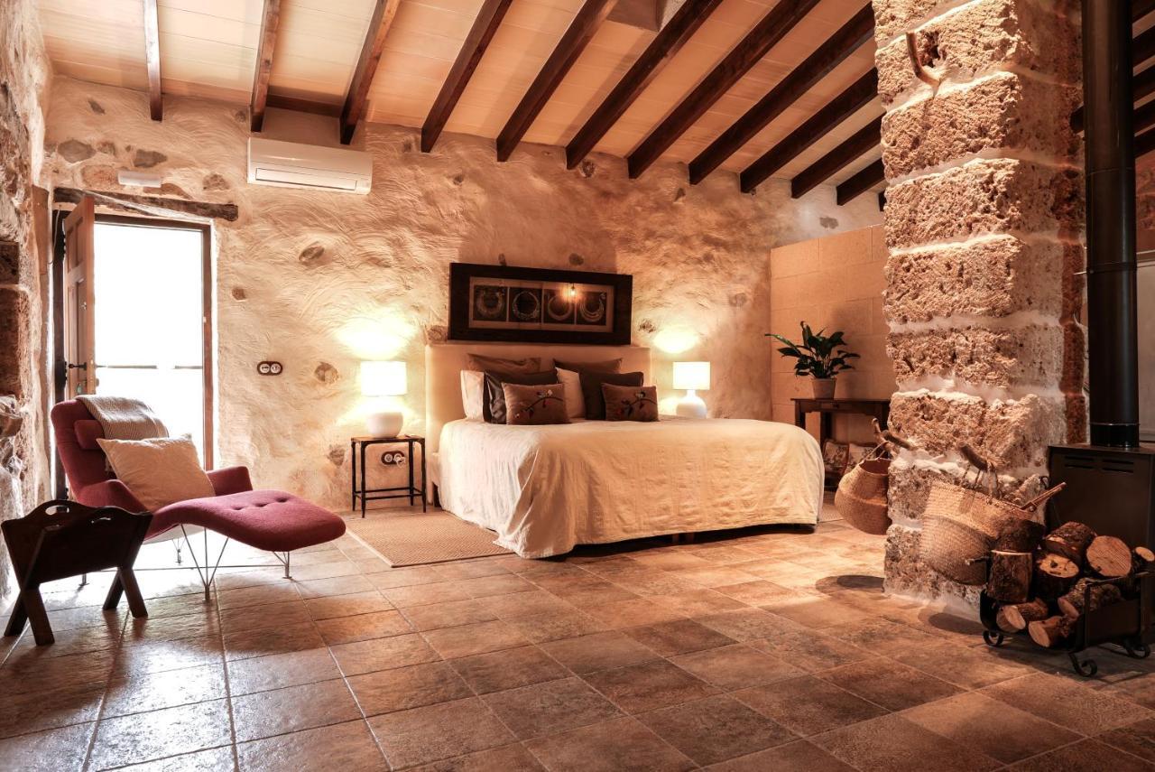 Agroturismo Son Boronat Calvia  ภายนอก รูปภาพ